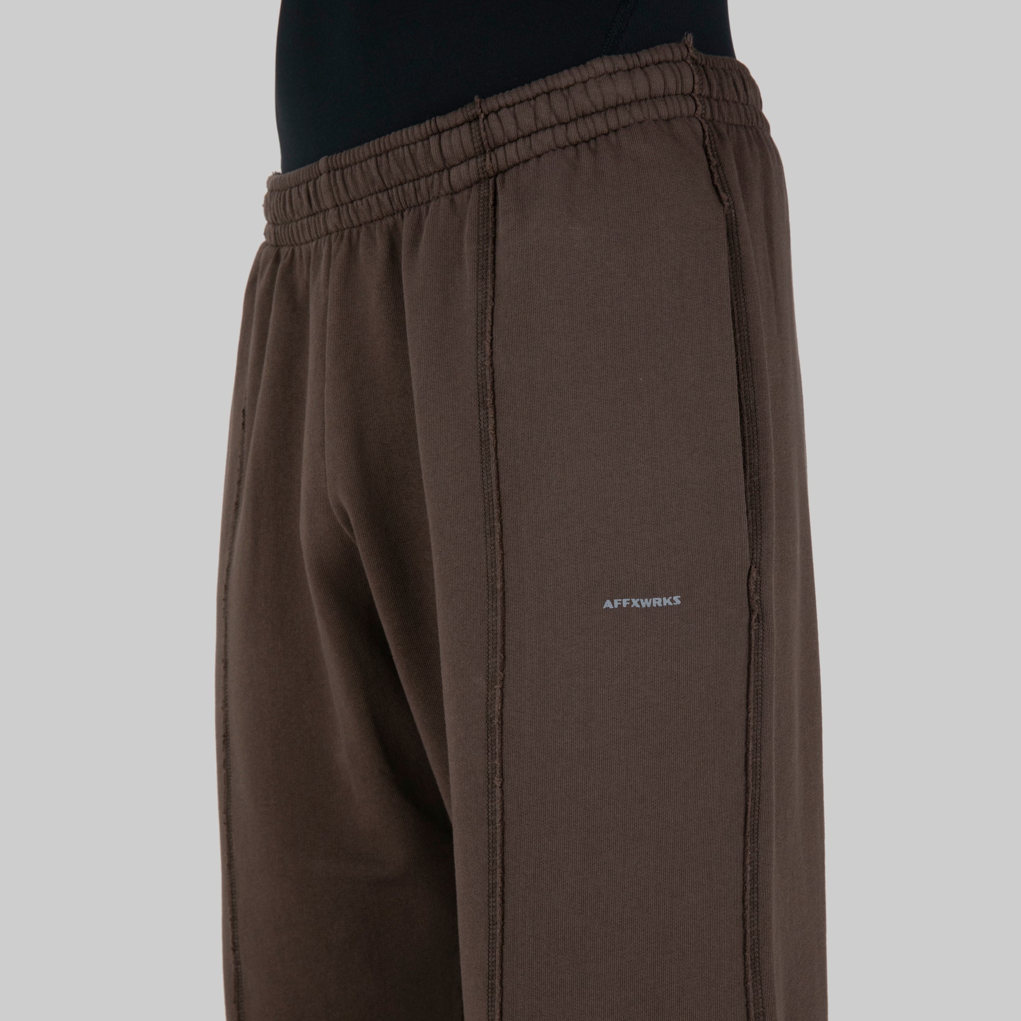 AFFXWRKS WRKS JOGGER SOFT BROWN