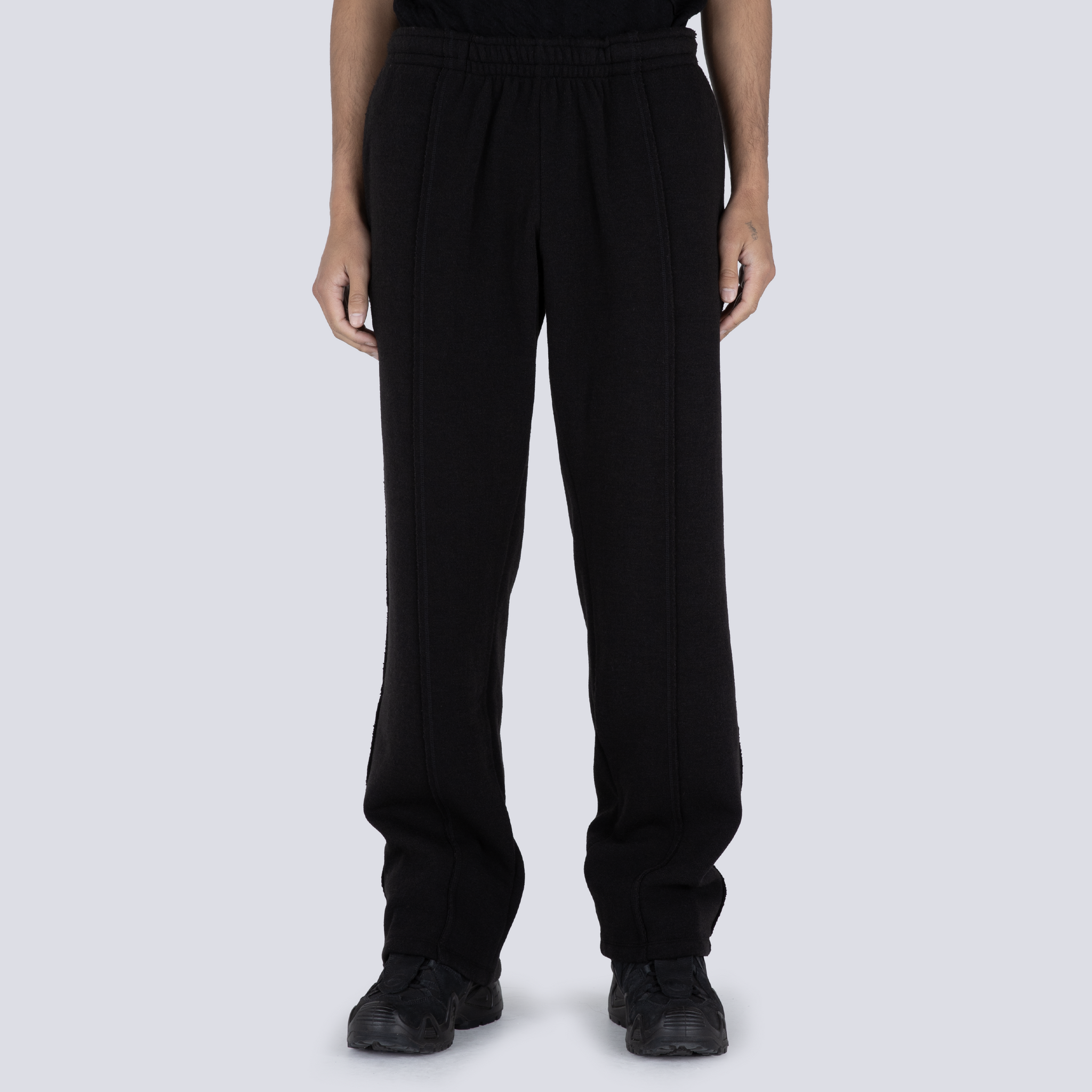 VENT JOGGER BLACK